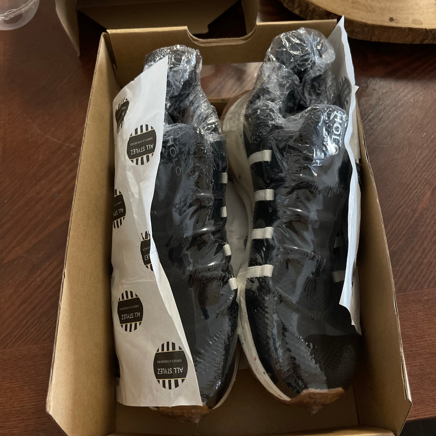 Holo Artemis Trail Running shoe