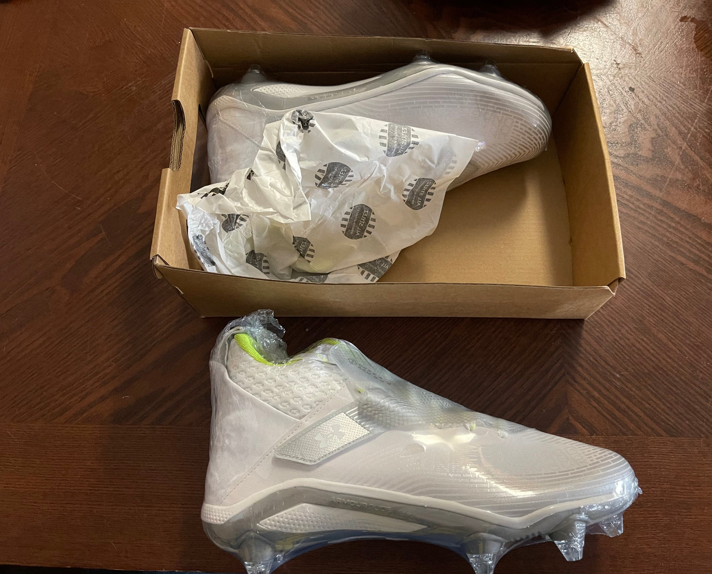 Under Armor Us Football Cheats Metallic